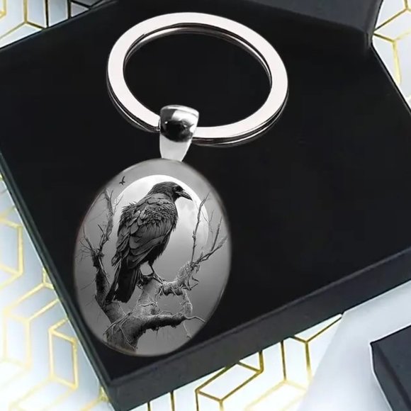 Keychain Bag Charm Black Raven Oval Gothic Wiccan emo vamp Viking Stylish Trendy - Picture 1 of 6